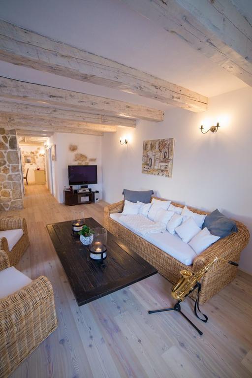 Villa Mora Banjol Rum bild